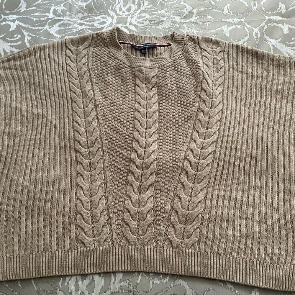 Tommy Hilfiger cable knit dolman sleeve sweater - Picture 4 of 7
